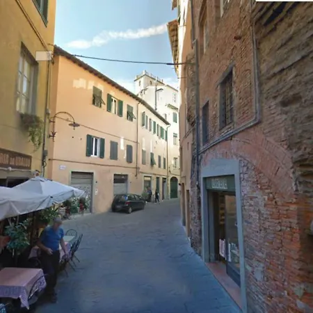 Anfiteatro House Romantica * Lucca